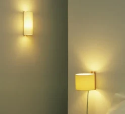 Applique murale, TMM Largo, hêtre, abat-jour beige, L12cm, H34cm - Santa & Cole