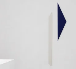 Applique murale, Tramonto 01, bleu profond, LED, dim, 2500 lm, L18,5cm, H81,5cm - Valerie_Objects