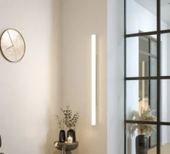 Applique murale, Tubi, verre opalin, base blanche, IP40, LED, 2700K, 3500 lm, Ø6,2cm, H113cm - Beneito Faure