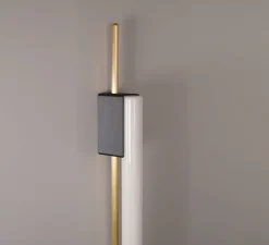 Applique murale, Tubus 70, laiton poli, PLA fibre carbone, LED, dim, 2700K, 470lm, Ø3,2cm, H70cm - Contain