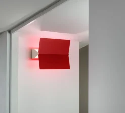 Applique murale, Volet pivotant plié, rouge, LED, 3000K, 826lm, L26cm, H34cm - Nemo Lighting