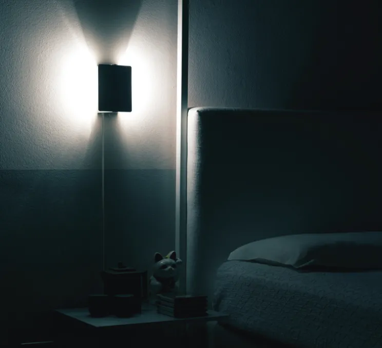 Applique murale, Volet Pivotant Simple, bleu, LED, 3000K, 1000lm, L17cm, H13cm - Charlotte Perriand - Nemo Lighting