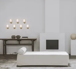 Applique, Odyssey Small, opalin et laiton poli, L10,5cm, H23cm - Schwung