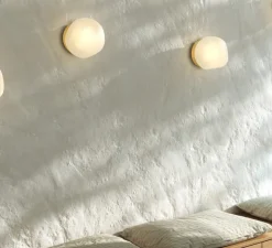 Applique ou plafonnier, Barocco, blanc et laiton, Ø20cm, H21cm - Nordic Tales