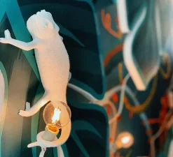 Applique ou plafonnier caméléon, Chameleon Lamp Going Up, blanc, L21cm, H9cm - Seletti