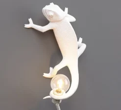 Applique ou plafonnier caméléon, Chameleon Lamp Going Up, blanc, L21cm, H9cm - Seletti