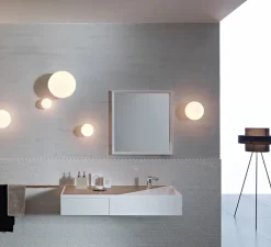 Applique ou plafonnier de salle de bain, Lumi, blanc, IP40, Ø33cm, H35cm - Fabbian