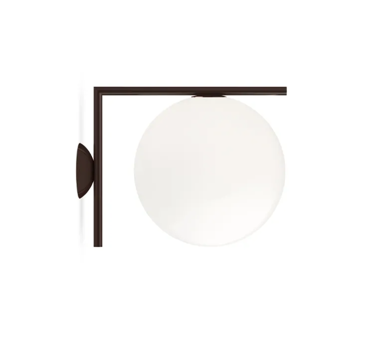 Applique ou plafonnier, IC Lights Wall 2 Outdoor, opalin et brun foncé, IP65,L30cm, H31,6cm - Flos