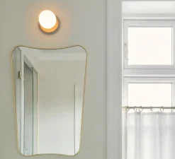 Applique ou plafonnier, Liila 1 small, bronze, verre opal, IP44, Ø14cm, H14,9cm - Nuura