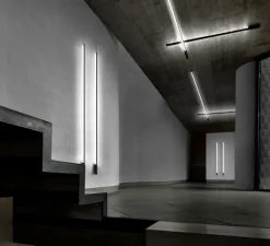 Applique ou plafonnier, Stripe, noir, LED, 2700K, 2970lm, L150cm, H4cm - Light Point