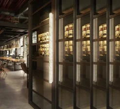 Applique ou plafonnier, Stiletto Shard, Marbre blanc, LED, dim, 2700K, lm, L6cm, H80cm - Slide