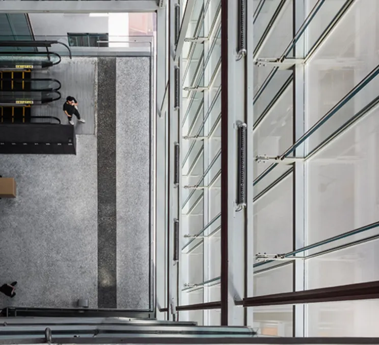 Applique ou plafonnier, Tubo, transparent, noir, IP67, LED, dim, 4000K, 5490 lm, L103,7cm, H8,5cm - O/M Light