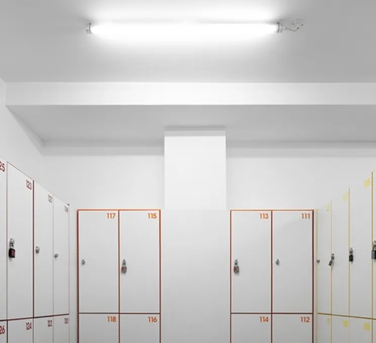 Applique ou plafonnier, Tubo 50 LED, blanc, transparent, IP67, dim, 2700K, 3150 lm, L175.2cm, H6,7cm - O/M Light