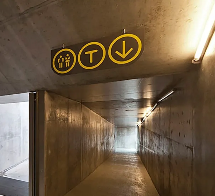 Applique ou plafonnier, Tubo 50 LED, blanc, transparent, IP67, dim, 2700K, 7160 lm, L231,2cm, H6,7cm - O/M Light