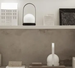 Baladeuse, d'extérieur, Carrie, noir, IP44, LED, dim, 2700K, 250 lm, Ø13,5cm, H24,5cm - Audo Copenhagen