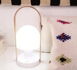 Baladeuse, Follow me, blanc, LED,2700K, 135lm Ø12,3cm, H28,8cm - Marset