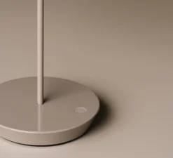 Baladeuse, Mayfair Mini, beige, LED, dim, 2700k, 175 lm, IP20, Ø20cm, H38cm - Vibia