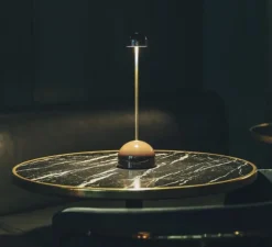 Baladeuse, Sips, marron chocolat, or, IP43, LED, dim, 2700K, 327 lm, Ø9cm, H31cm - Marset