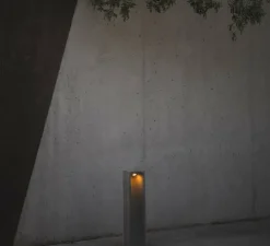 Borne, Grot 700, béton, IP55, LED, 2700K, 77 lm, L15,8cm, H70cm - Faro