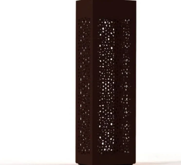 Borne, Hogar Moucharabieh N°5, rouille, IP67, LED, 2700K, 2376 lm, L25cm, H81,4cm - Roger Pradier