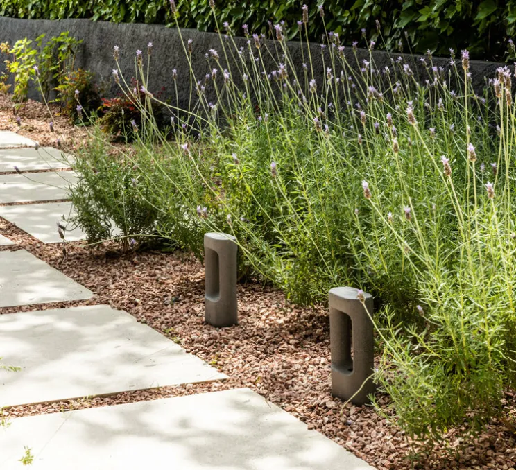 Borne, Totem 285, gris, IP55, LED, 3000K, 370 lm, L15cm, H28,5cm - Faro