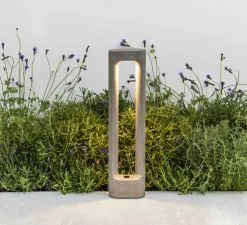 Borne, Totem 611, gris, IP55, LED, 2700K, 370 lm, L15cm, H61,1cm - Faro