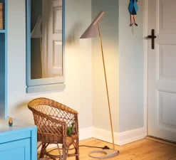 Lampadaire, AJ, gris, laiton, L32,5cm, H130cm - Louis Poulsen