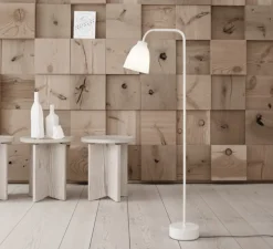 Lampadaire, Caravaggio Read, opal, Ø36,2cm, H110cm - FRITZ HANSEN