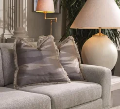 Lampadaire, Corbin, laiton brossé, abat-jour lin, L38cm, H158,5cm - Eichholtz