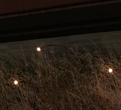 Lampadaire d'extérieur à piquer, Cuca 1193, noir et blanc, IP65, LED, 2700K, 154 lm, L8cm, H119,3cm - Faro