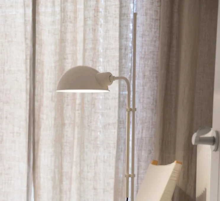 Lampadaire, Funiculi, blanc cassé, L24,8cm, H135cm- Marset