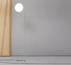 Lampadaire, IC Lights Floor 1, opalin et chrome, Ø27,5cm, H135cm - Flos