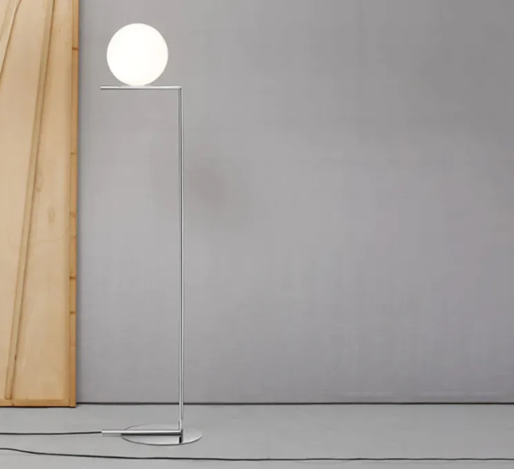 Lampadaire, IC Lights Floor 1, opalin et chrome, Ø27,5cm, H135cm - Flos