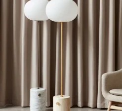 Lampadaire, JWDA , marbre, laiton bruni, Ø39cm, H150cm - Audo Copenhagen