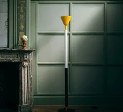 Lampadaire, Pyl, jaune, blanc, noir et rouge, LED, dim, 2700K, 1150 lm, Ø33cm, H180cm - Petite Friture