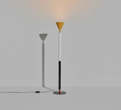 Lampadaire, Pyl, jaune, blanc, noir et rouge, LED, dim, 2700K, 1150 lm, Ø33cm, H180cm - Petite Friture