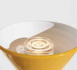 Lampadaire, Pyl, jaune, blanc, noir et rouge, LED, dim, 2700K, 1150 lm, Ø33cm, H180cm - Petite Friture