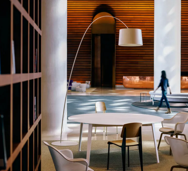 Lampadaire, Twiggy, grège, dimmable, L60cm, H195cm - Foscarini