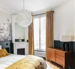 Lampe à poser, Arko, céramique noir, douille laiton, câble noir, Ø40cm, H67cm - Simone & Marcel