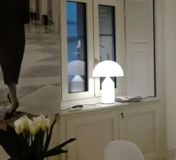 Lampe à poser, Atollo, verre opalin, Ø38cm, H50cm - Oluce