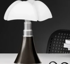 Lampe à poser, baladeuse MINI PIPISTRELLO SANS FIL, Marron foncé, LED, Ø27cm, H35cm - Martinelli Luce