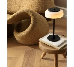 Lampe à poser, Blossi small, noir, opal, LED, dim, 2700K, 463 lm, Ø17cm, H33cm - Nuura