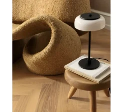 Lampe à poser, Blossi small, noir, opal, LED, dim, 2700K, 463 lm, Ø17cm, H33cm - Nuura