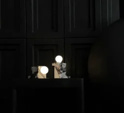 Lampe à poser, Brick Low, Marbre blanc, L14cm, H7,5cm - 101 Copenhagen