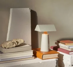 Lampe à poser, Caret, Gris soie, LED, dim, 2700K, 100 lm, L15cm, H22cm - Andtradition