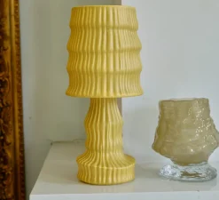 Lampe à poser, Ceramic, ochre, Ø15cm, H34cm-HKLIVING