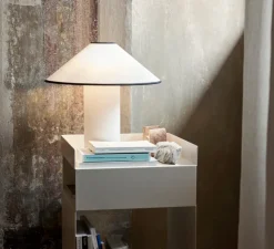 Lampe à poser, Colette ATD6, blanc et noir, Ø32cm, H30cm - Andtradition