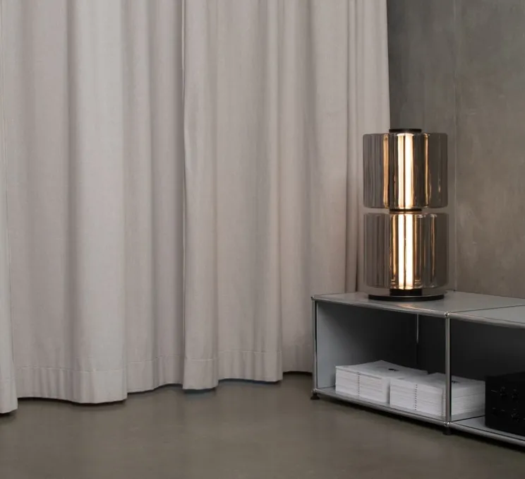 Lampe à poser, Column 300, carbone, LED, dim, 1800-3000K, 1422 lm, Ø27,5cm, H60cm - A-N-D