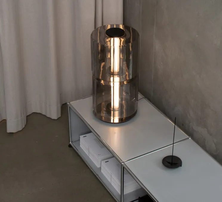 Lampe à poser, Column 300, carbone, LED, dim, 1800-3000K, 1422 lm, Ø27,5cm, H60cm - A-N-D