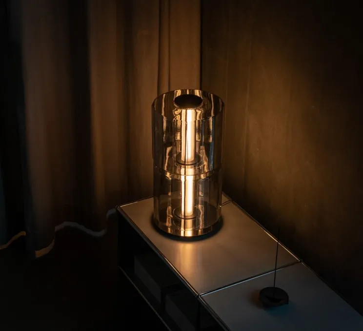 Lampe à poser, Column 300, carbone, LED, dim, 1800-3000K, 1422 lm, Ø27,5cm, H60cm - A-N-D